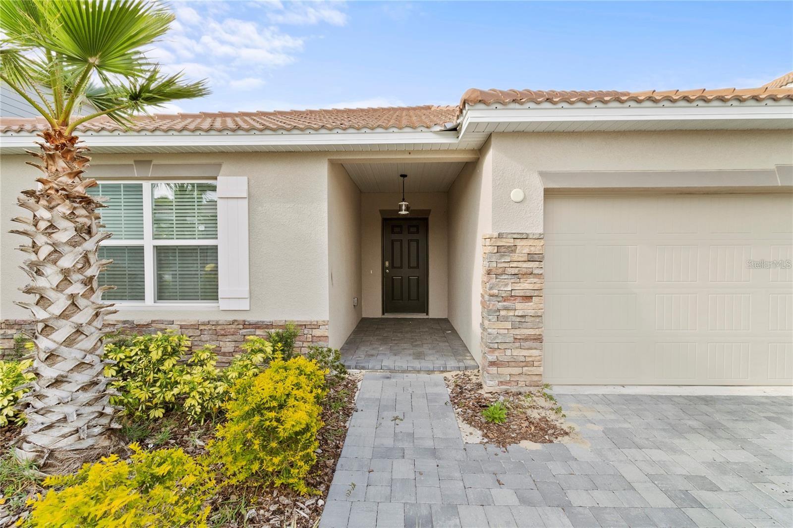 Listing photo for 1154 Oak Bluff Dr