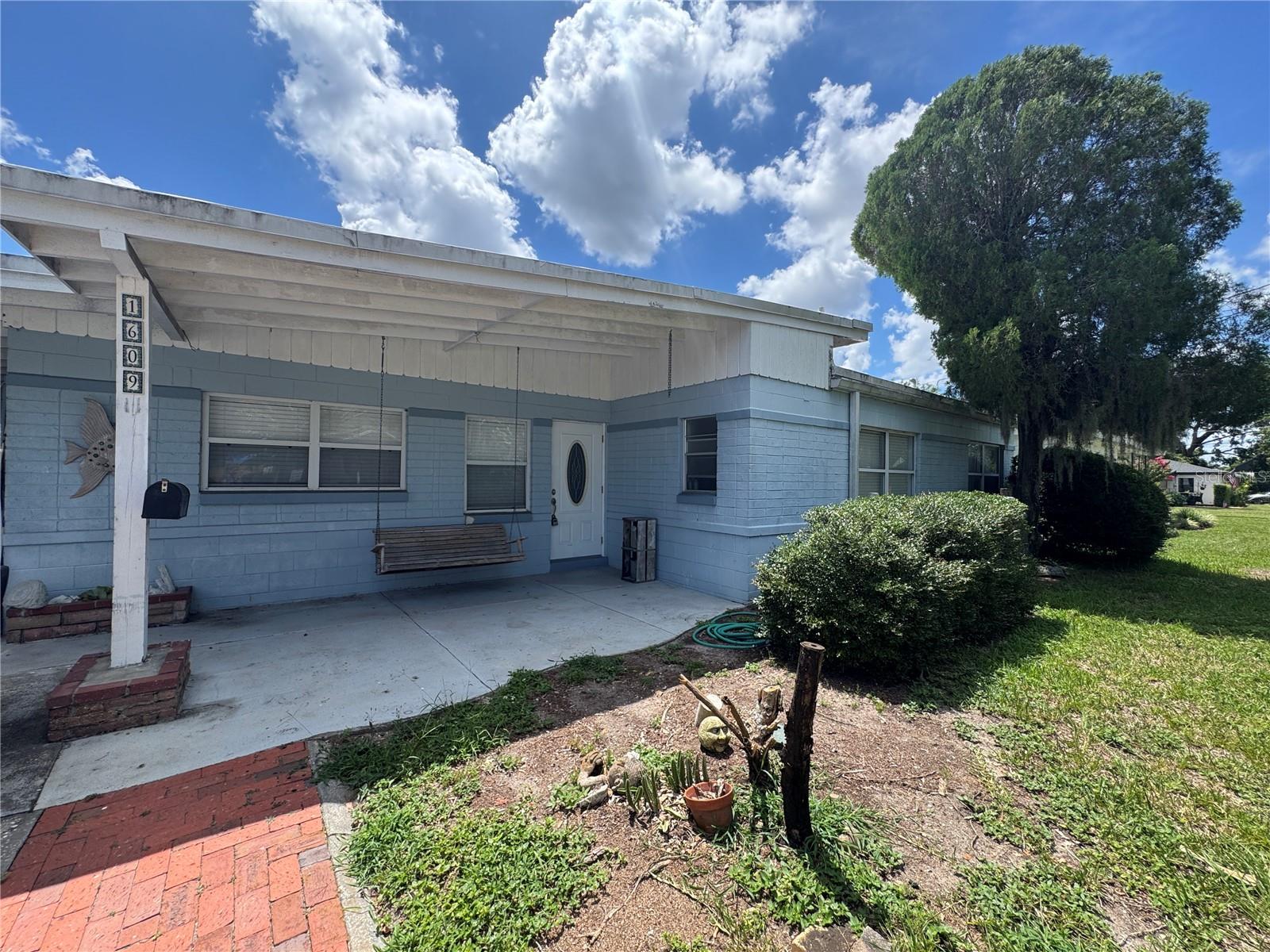 1609 N WESTMORELAND DRIVE