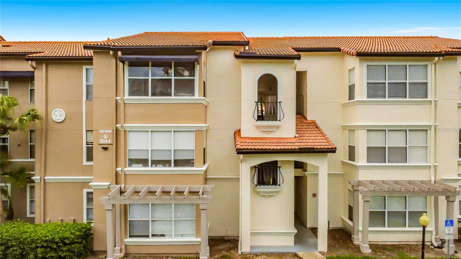 5144 CONROY ROAD Unit 13
