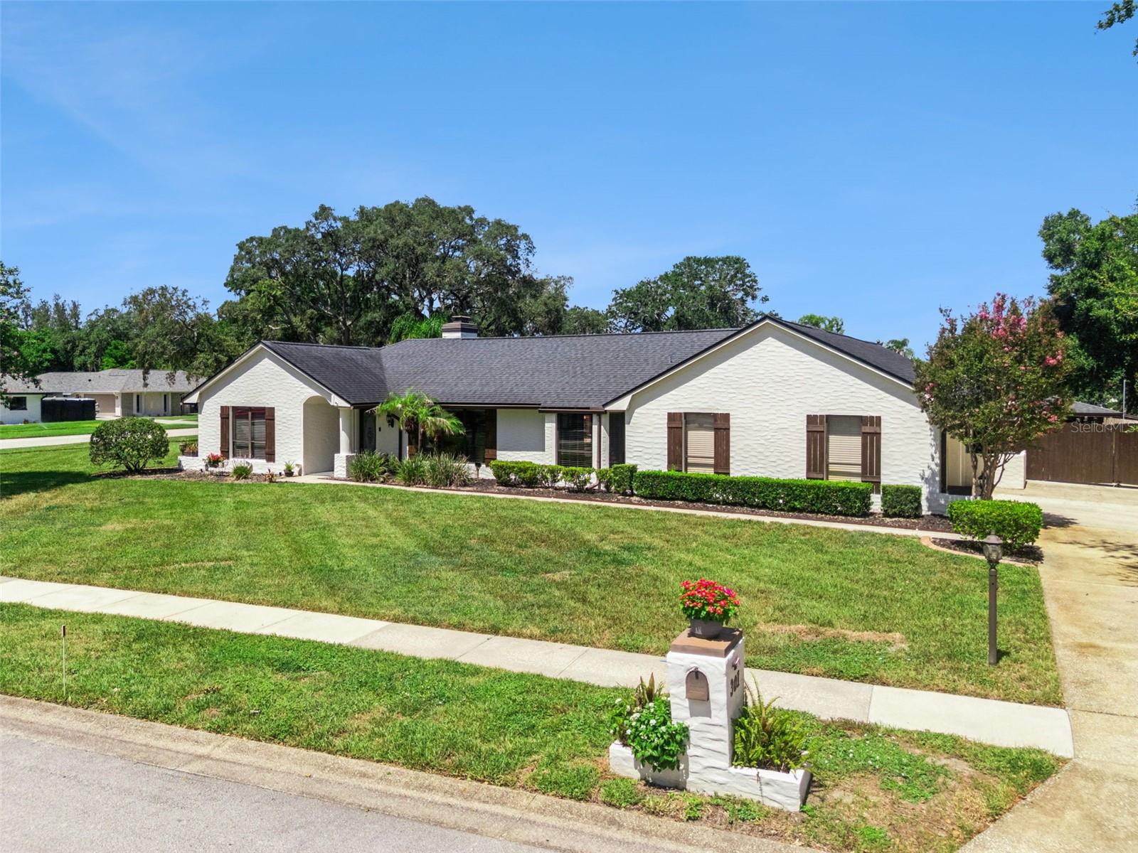 301 BRANTLEY HARBOR DRIVE