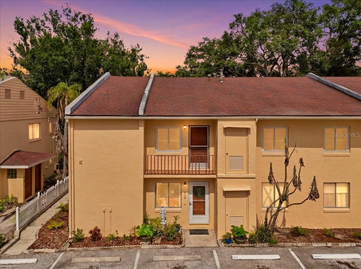 Listing photo 1 for 626 Pavare Ct