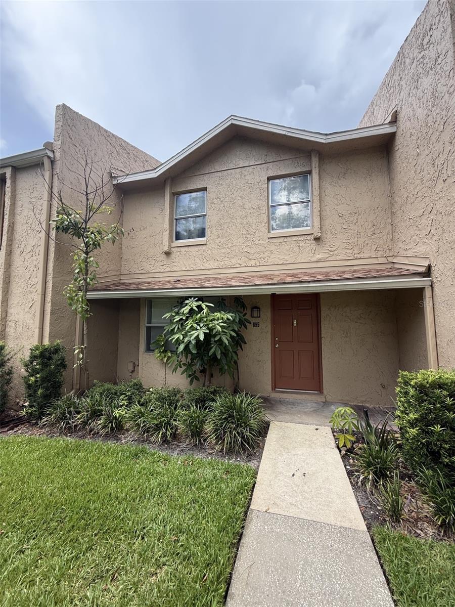 895 PARK LAKE CIRCLE Unit 75