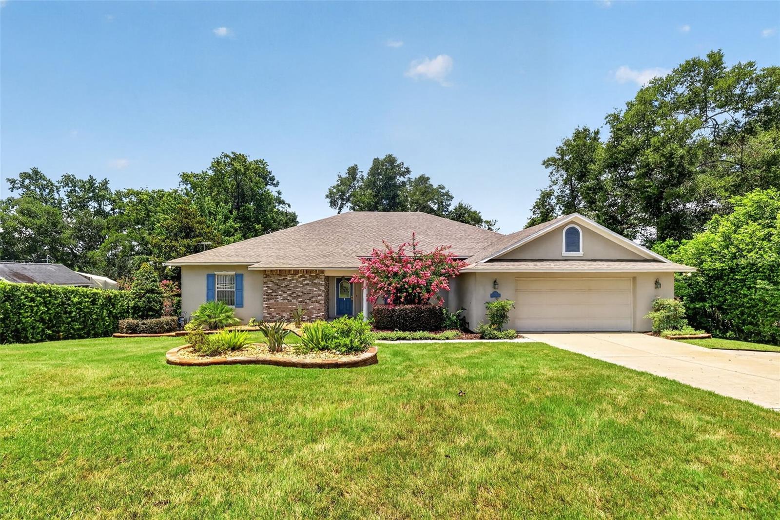 Listing photo 2 for 705 Hilltop Ct