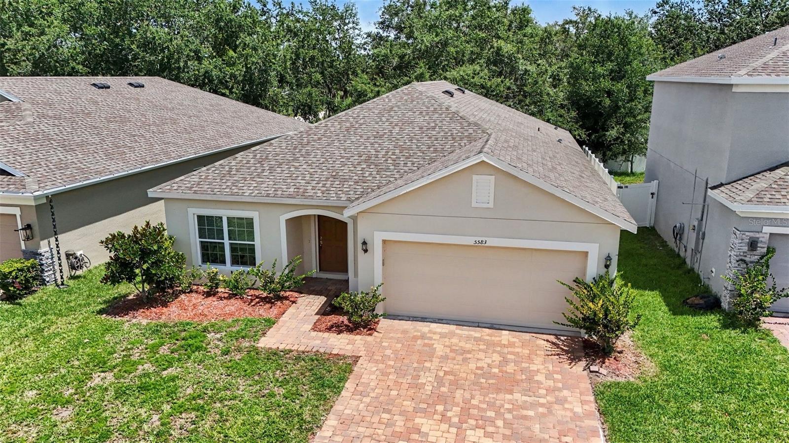 5583 SABAL DRIVE