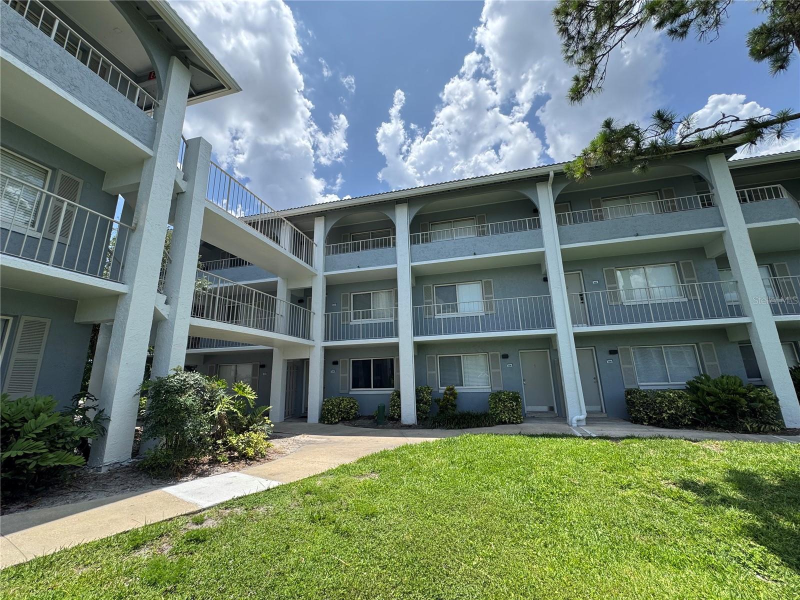 115 OYSTER BAY CIRCLE Unit 300