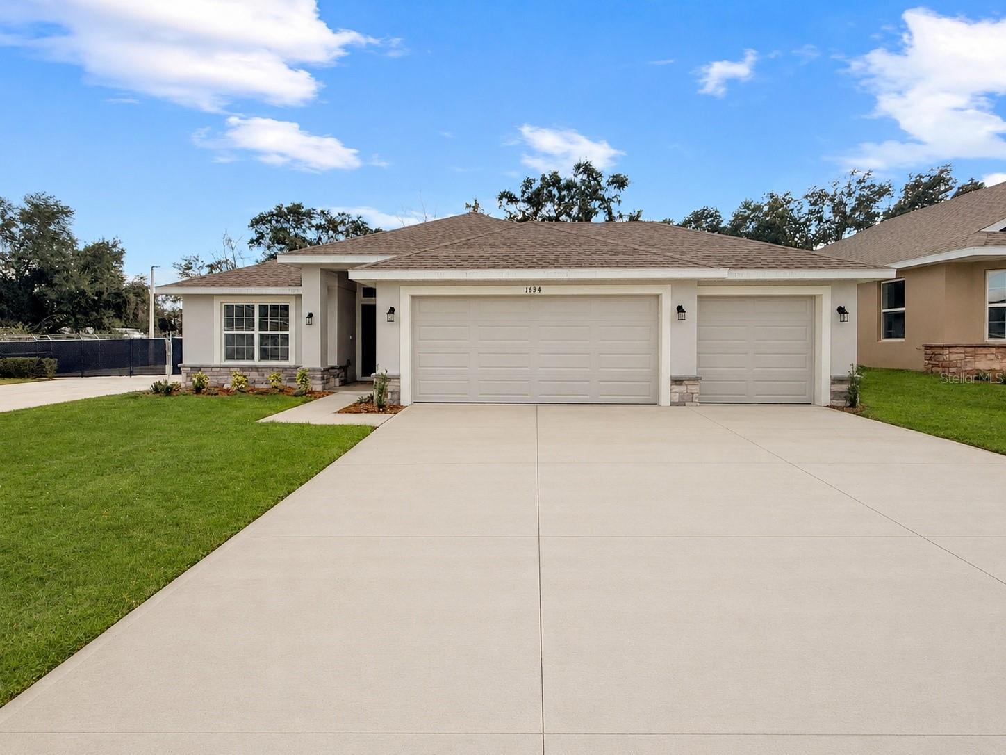 Listing photo for 1654 Ann Rose Way