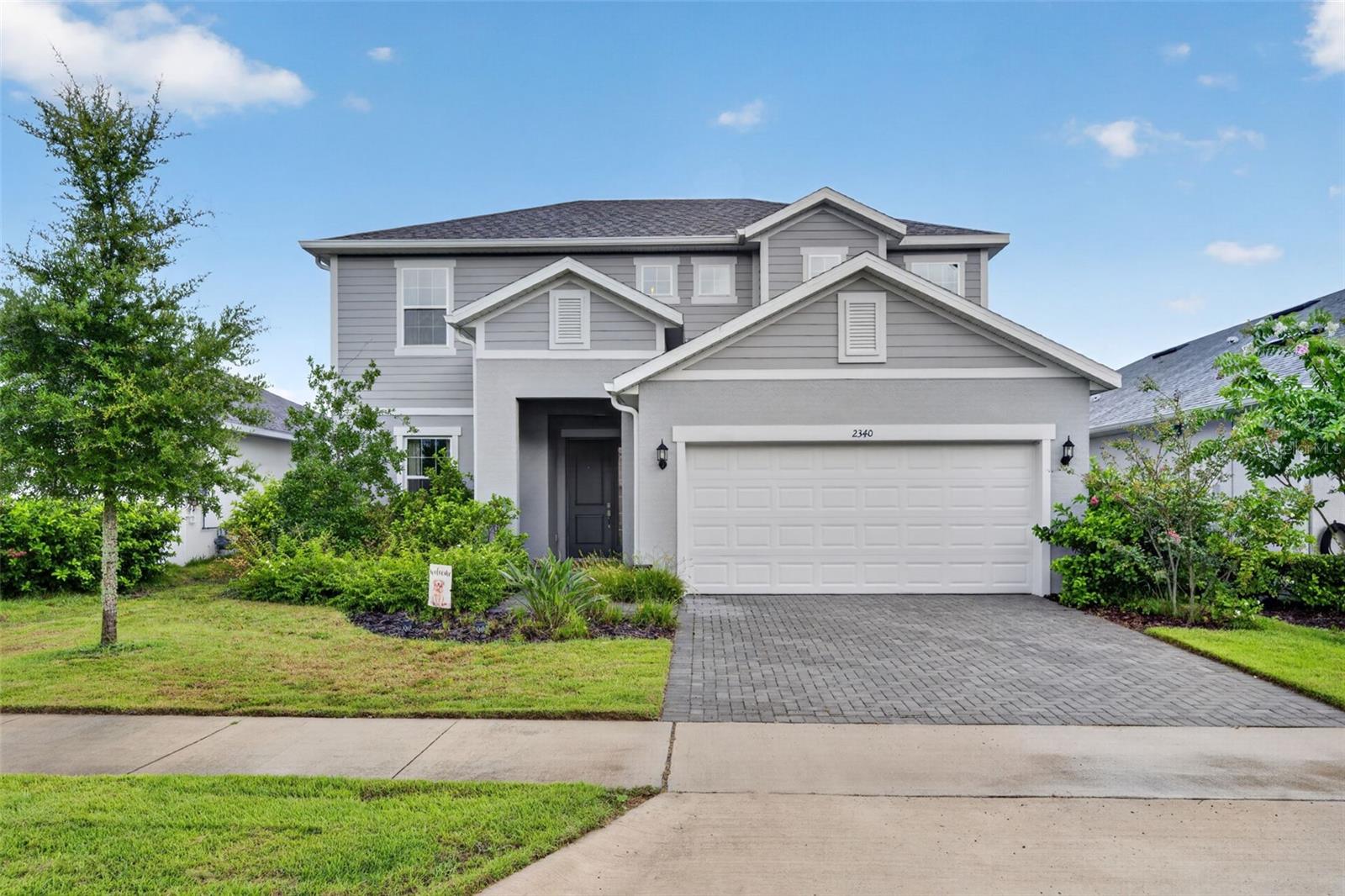 Listing photo 1 for 2340 Sirena Ln
