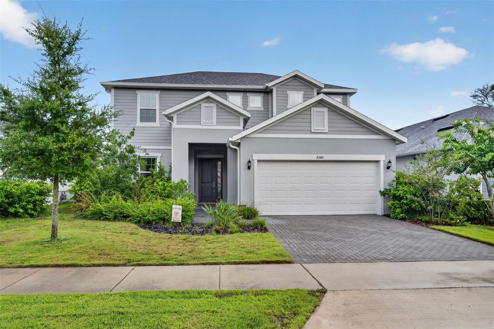 Listing photo 2 for 2340 Sirena Ln