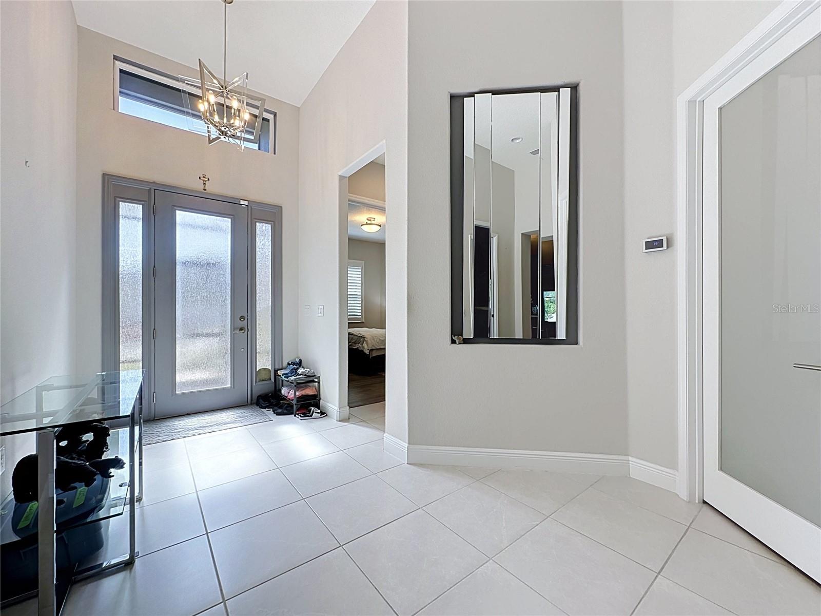 Listing photo 3 for 8665 Bridgeport Bay Cir