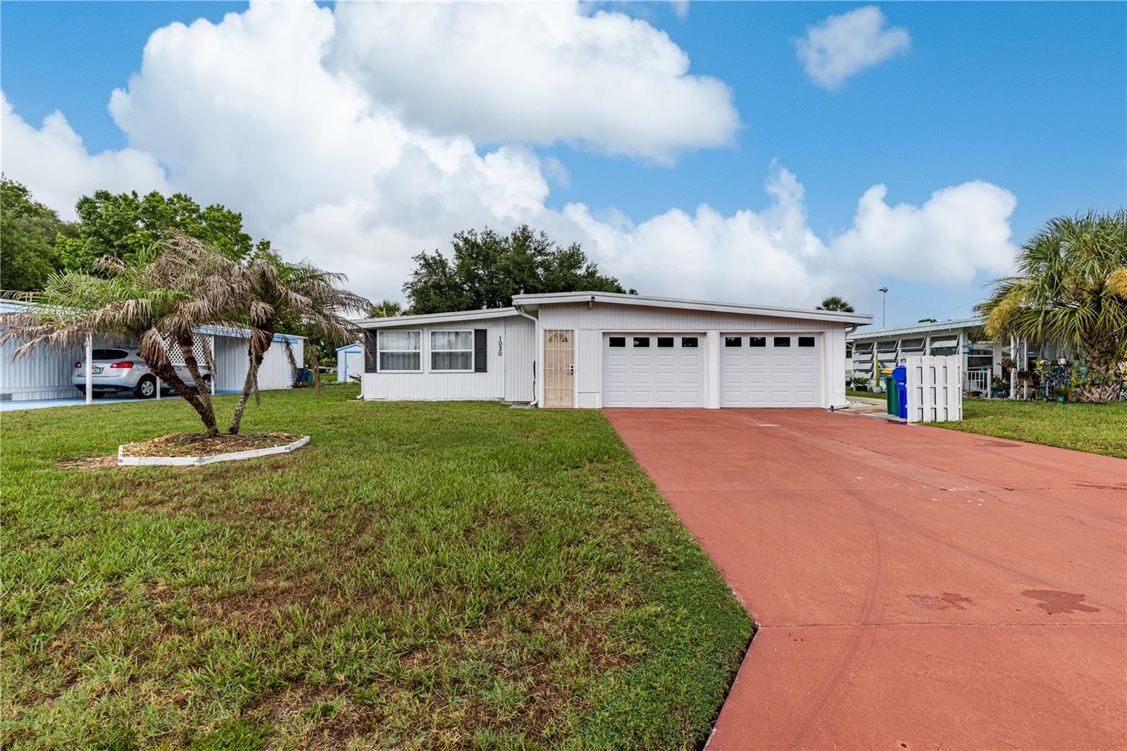 Listing photo 2 for 1030 Capella Dr
