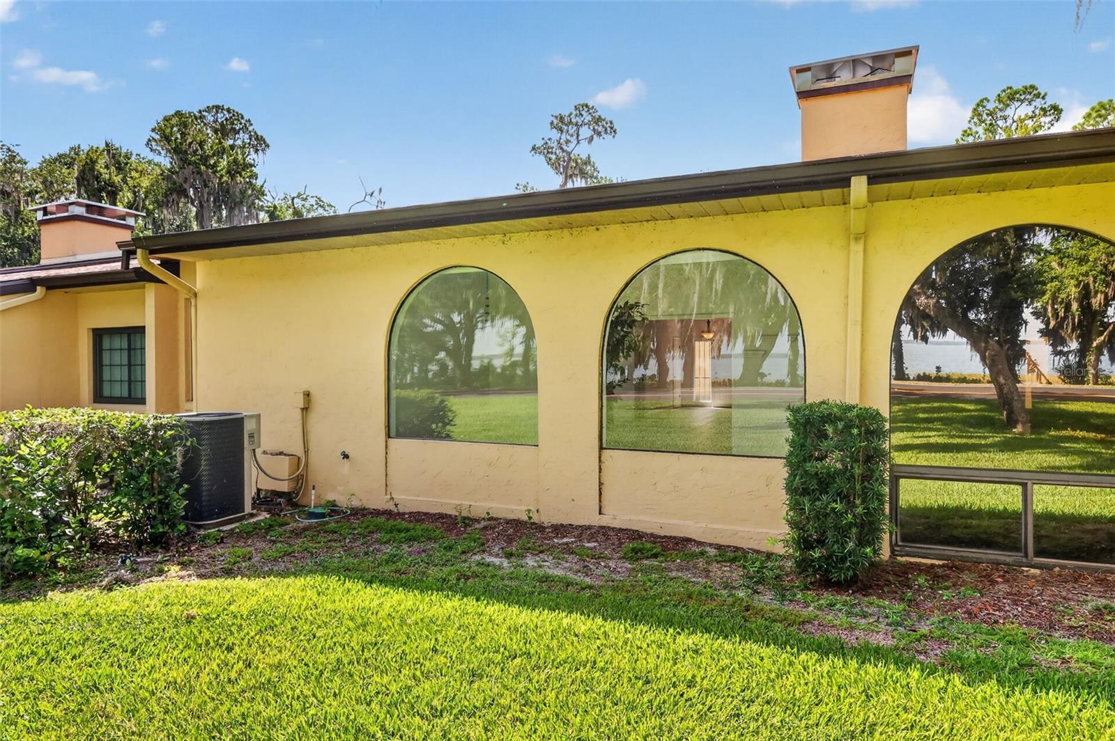 Listing photo for 1111 Lakeshore Dr #c3