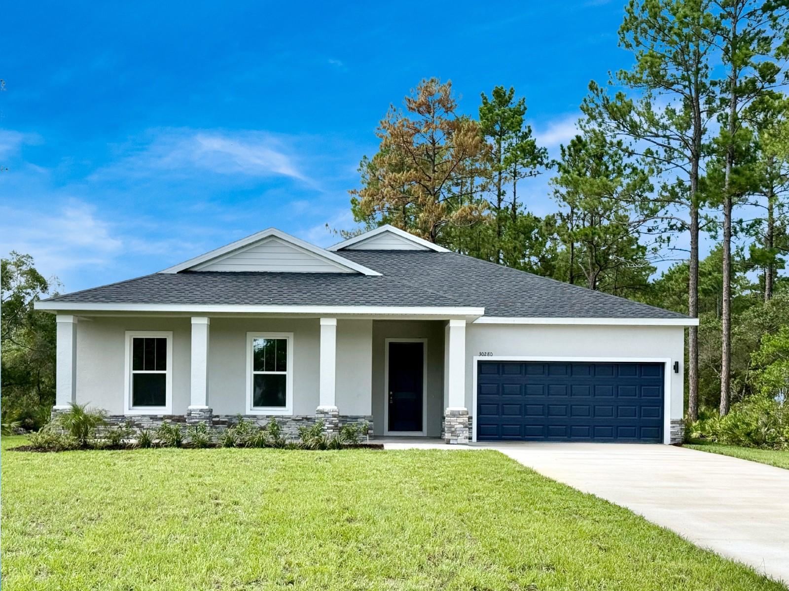 Listing photo 1 for 30280 W Bluebell Ave
