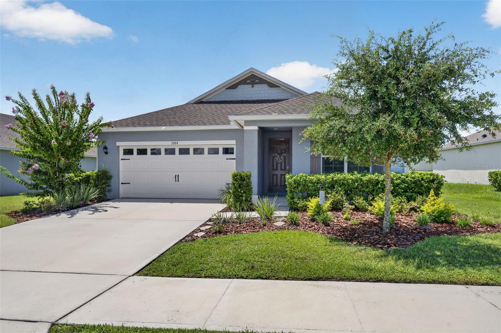 Listing photo 1 for 5264 Greenheart Ave