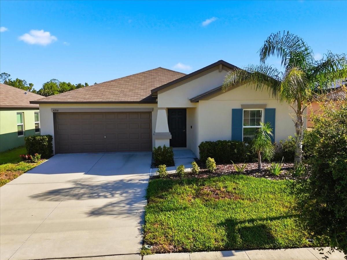 Listing photo 1 for 4316 Trotters Way