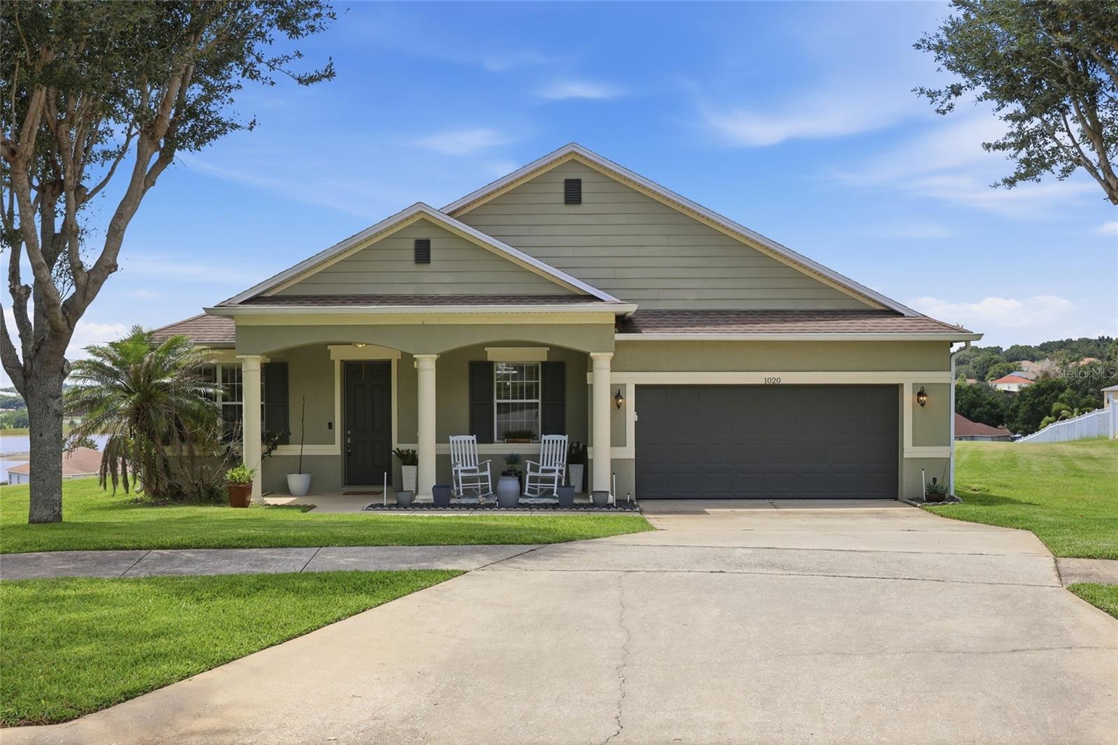 Listing photo 1 for 1020 Sailing Bay Dr