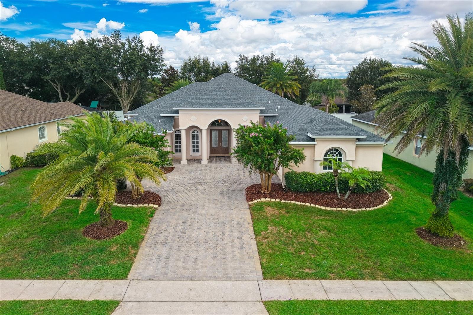 3928 KNOTT DRIVE