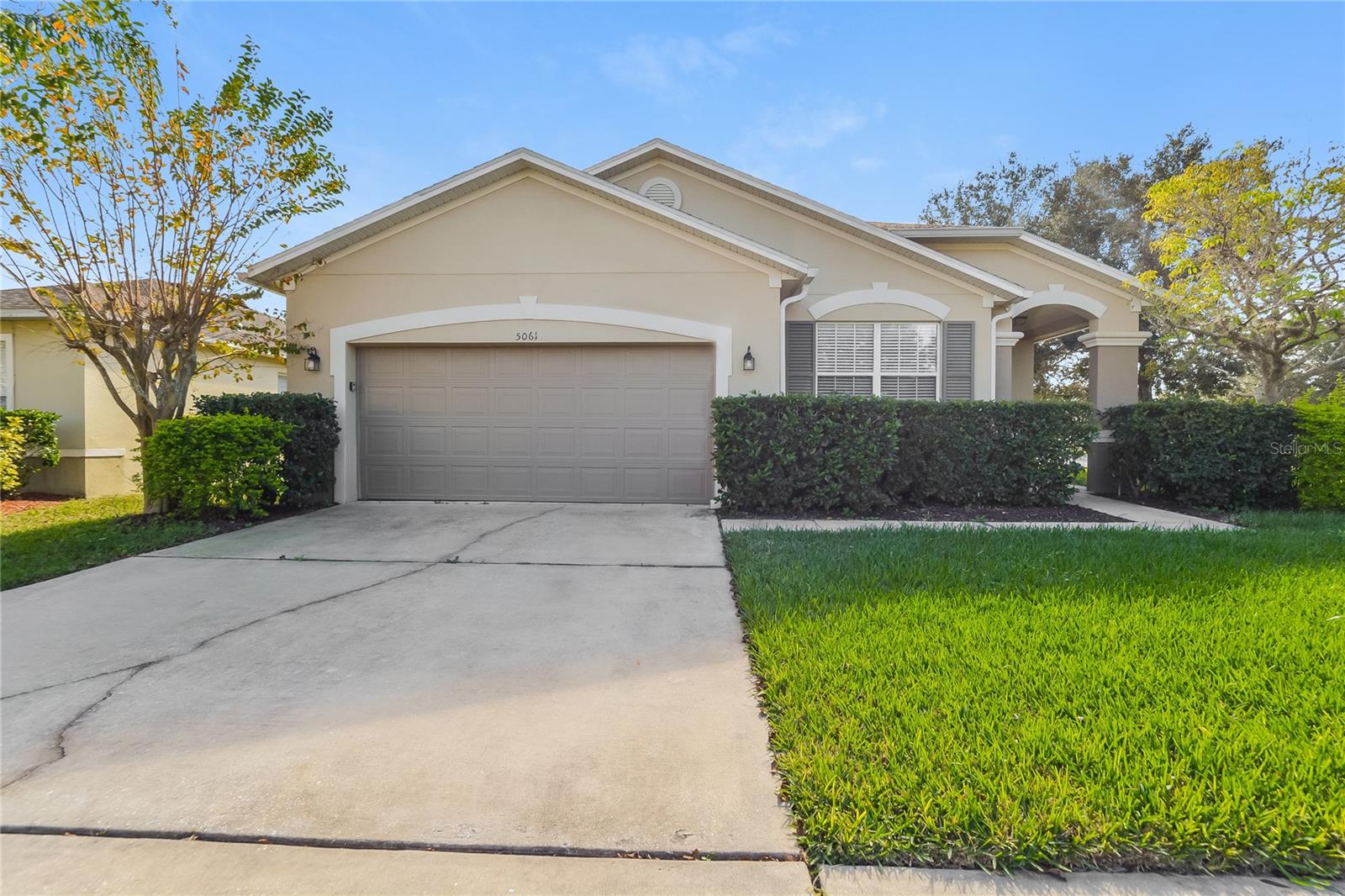 Listing photo 1 for 5061 Gandross Ln