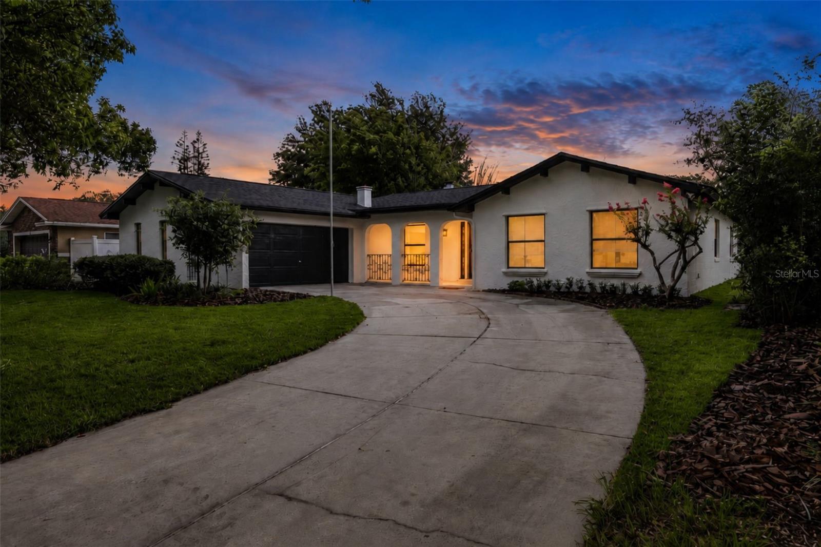 724 MONMOUTH WAY