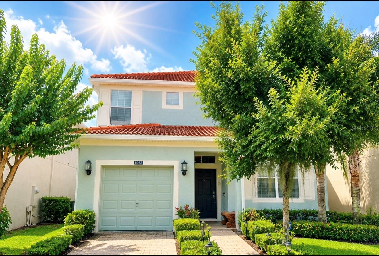 8932 BISMARCK PALM ROAD