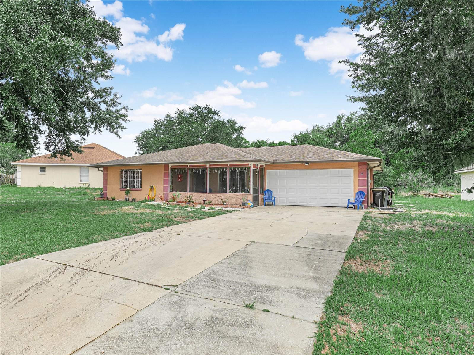 Listing photo 1 for 5 Tuna Ln