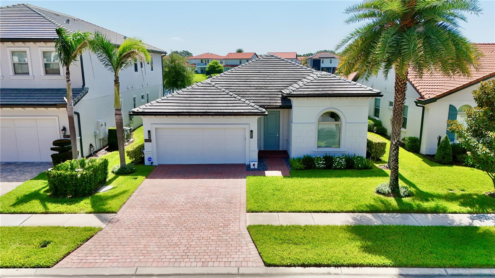 10481 ROYAL CYPRESS WAY