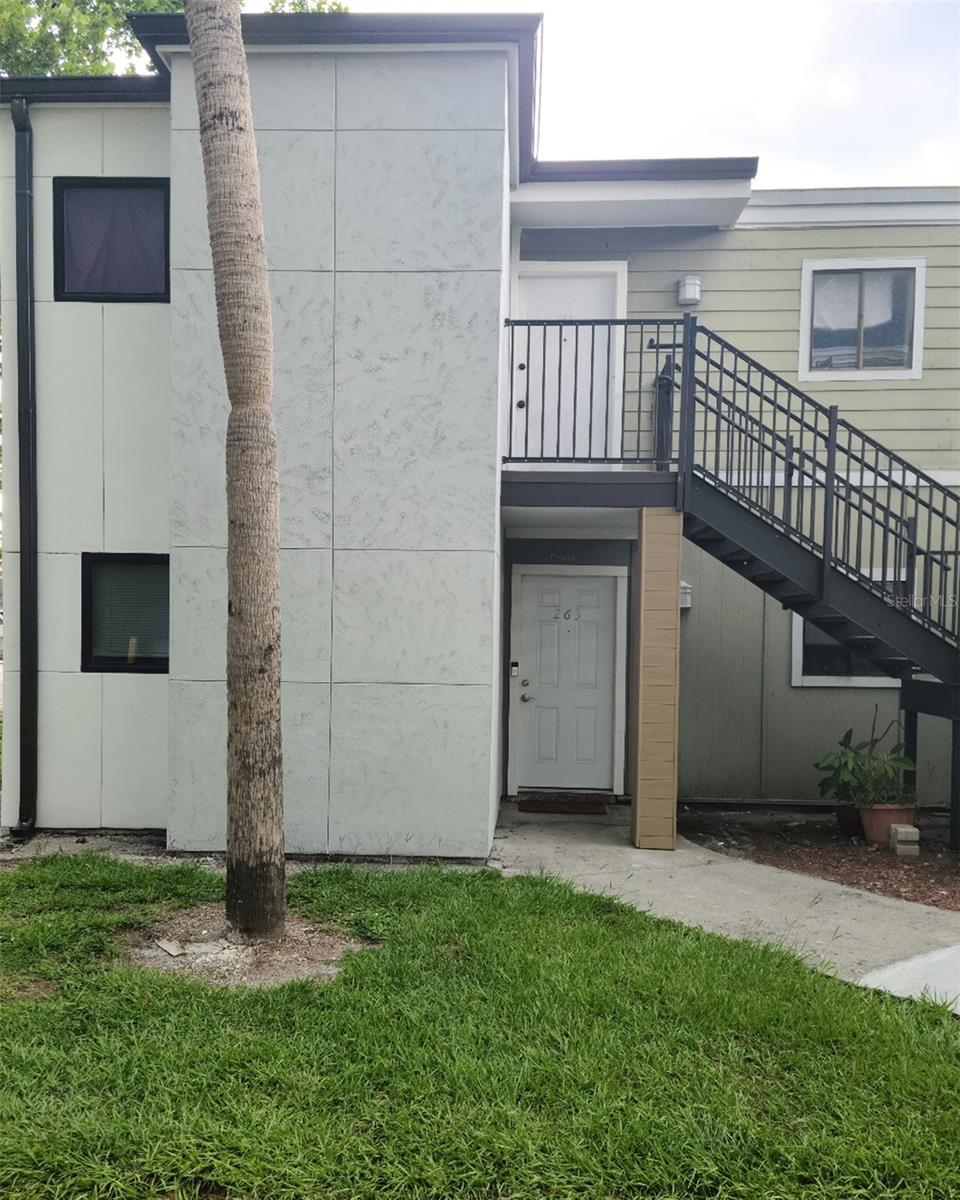263 SCOTTSDALE SQUARE Unit 263