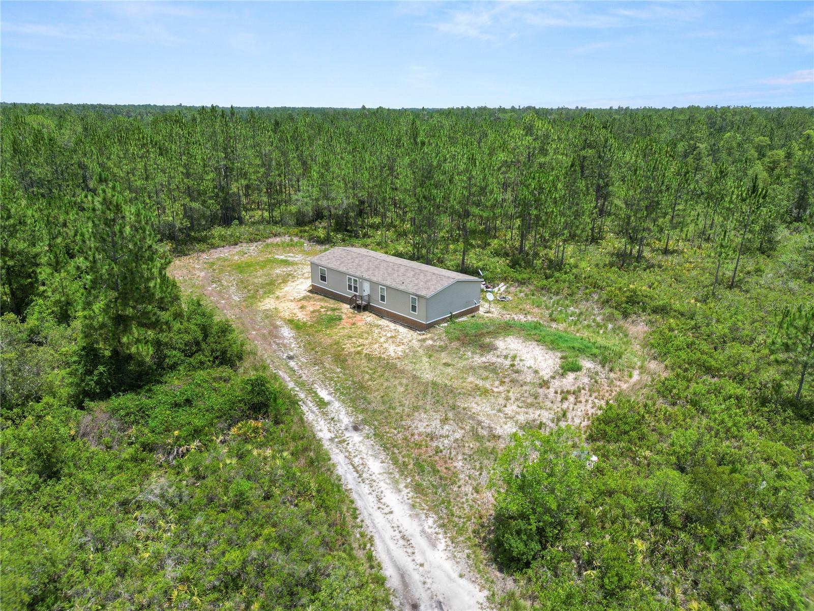 Listing photo 1 for 3450 Salyers Rd
