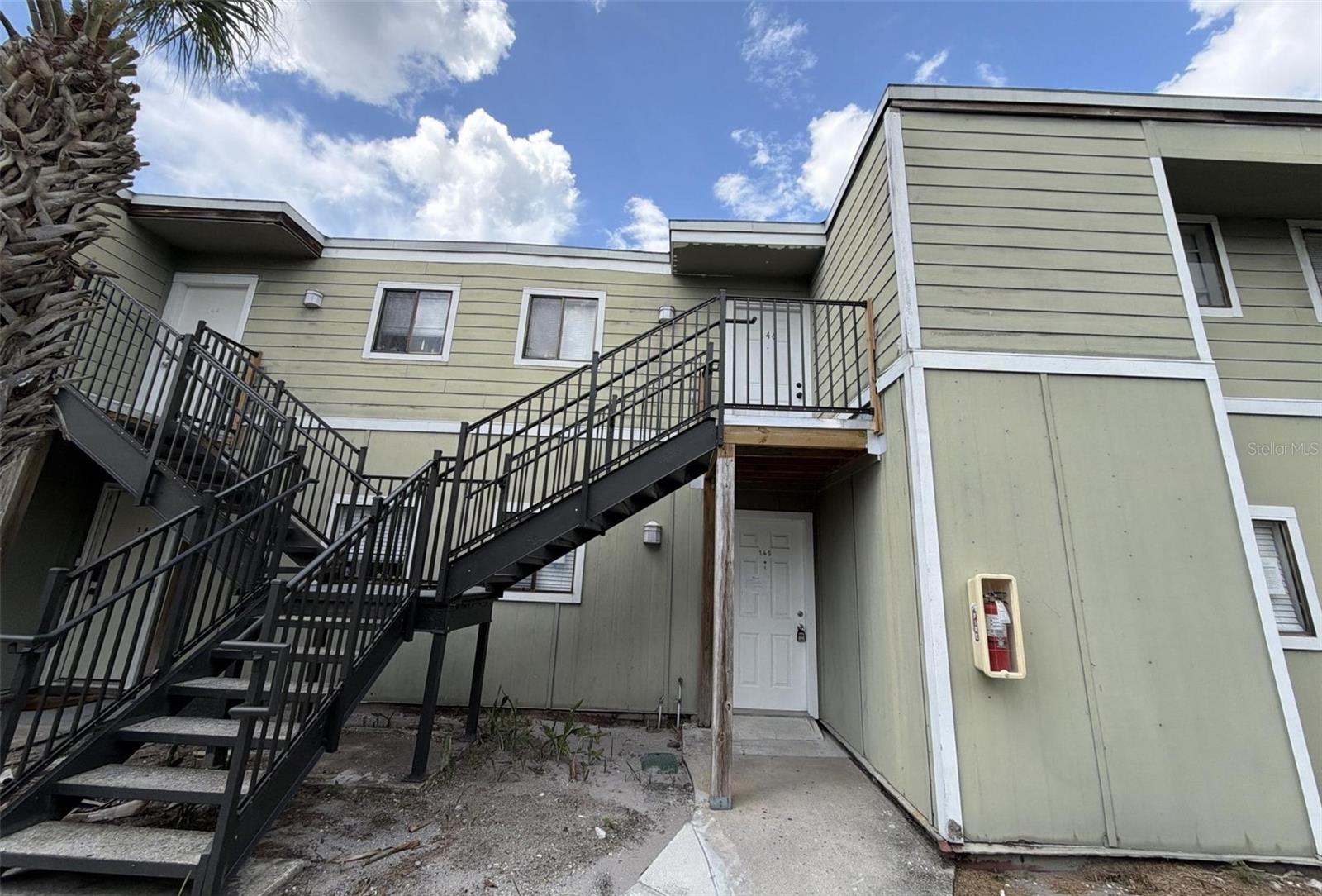 145 SCOTTSDALE SQUARE