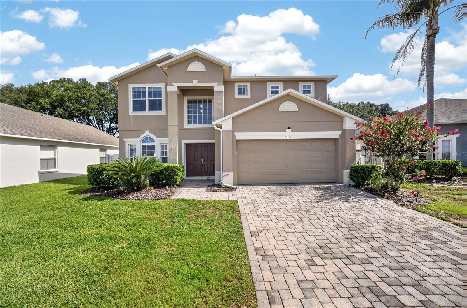 Listing photo for 532 Kildrummy Dr