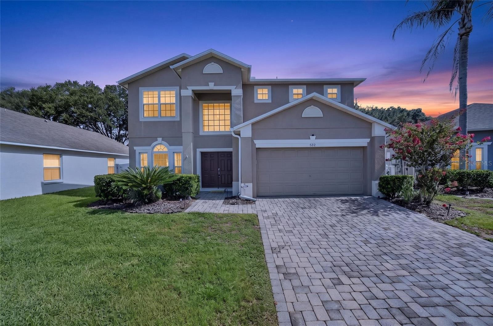 Listing photo 2 for 532 Kildrummy Dr