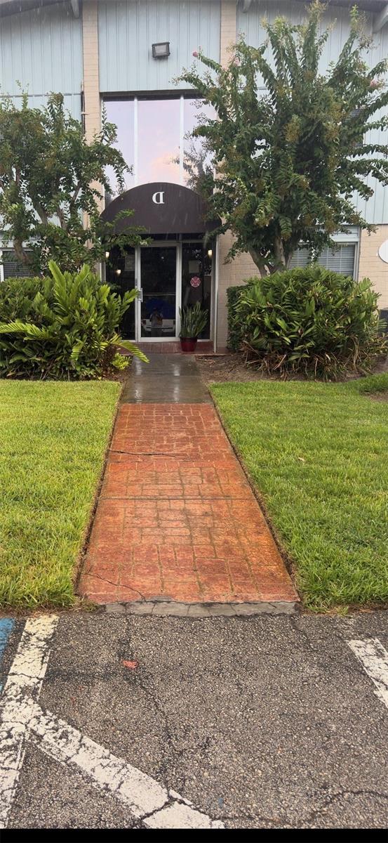 1695 LEE ROAD Unit D107
