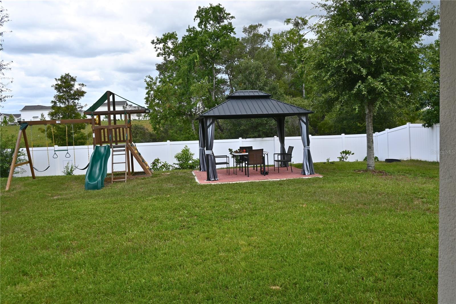 Photo 32
