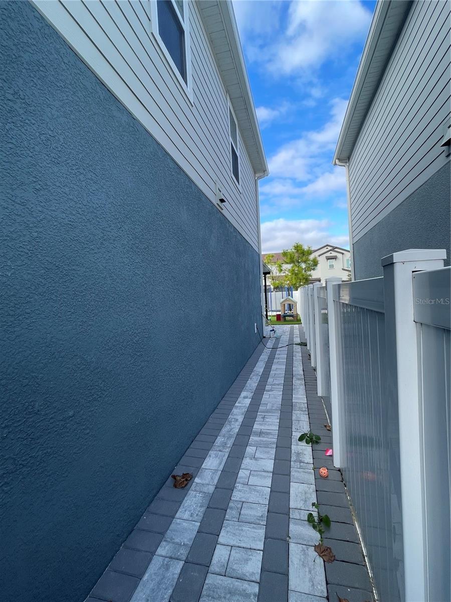 Photo 30