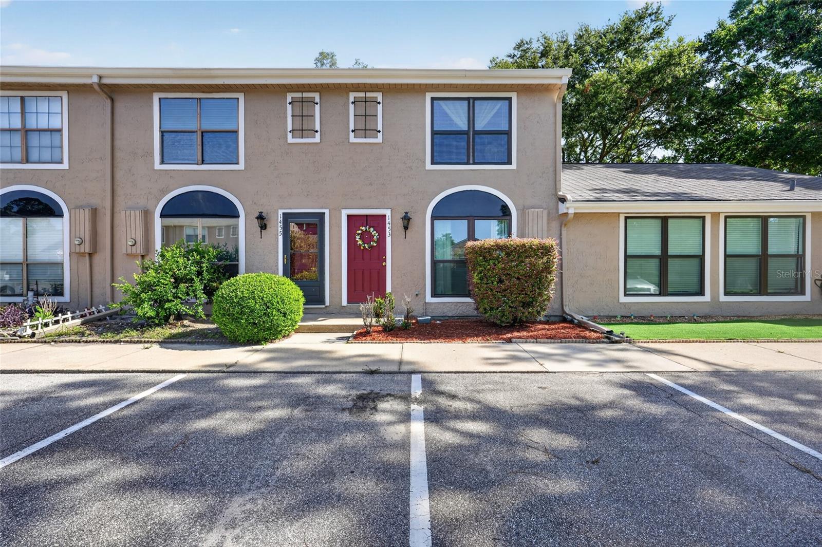 1453 CASA PARK CIRCLE