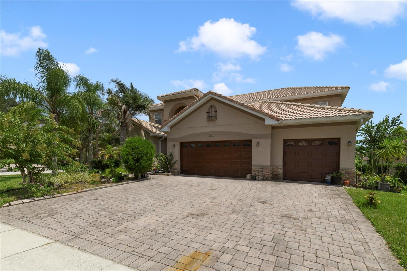 2300 EAGLE TALON COURT