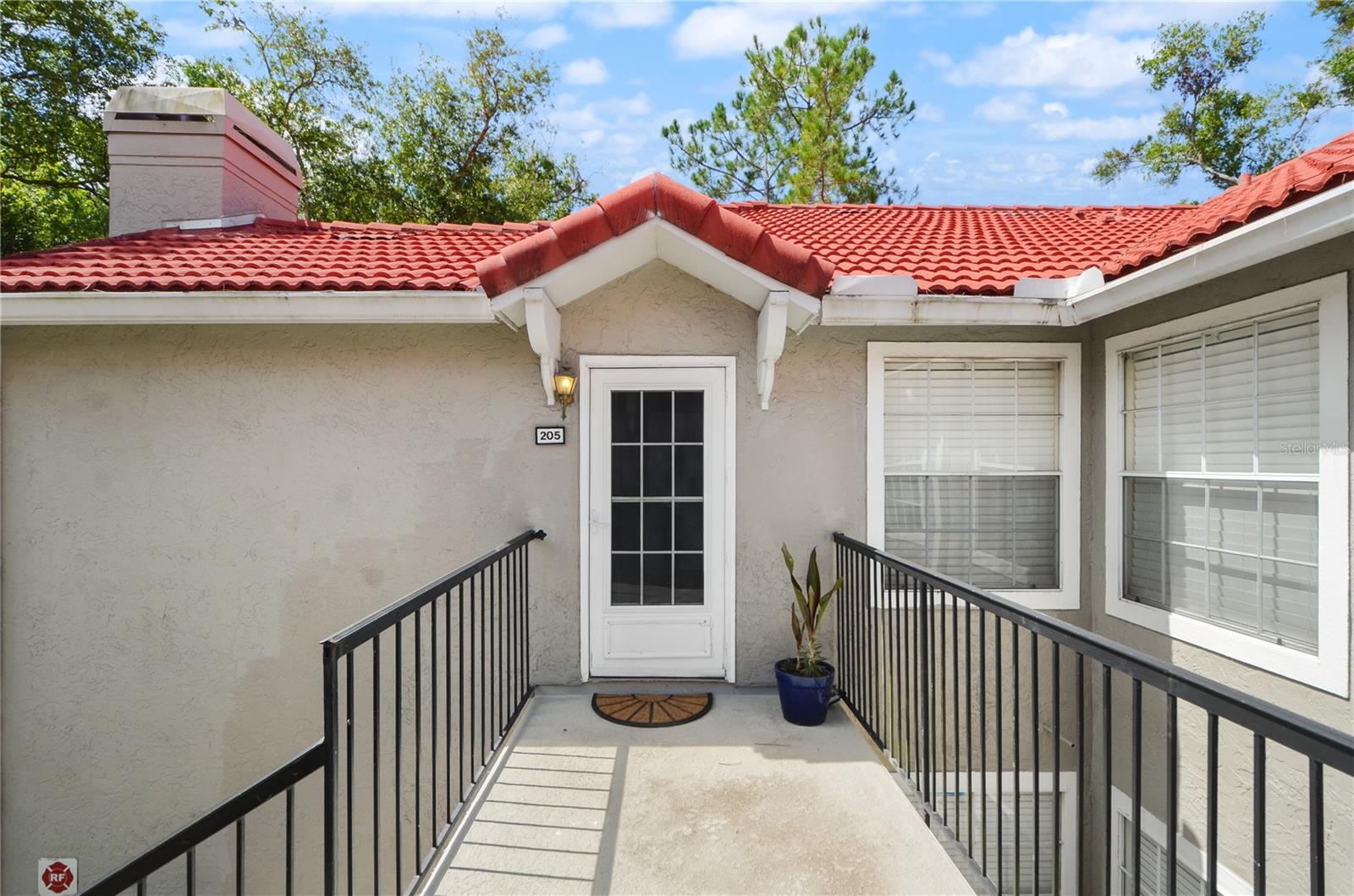 955 NORTHERN DANCER WAY Unit 205
