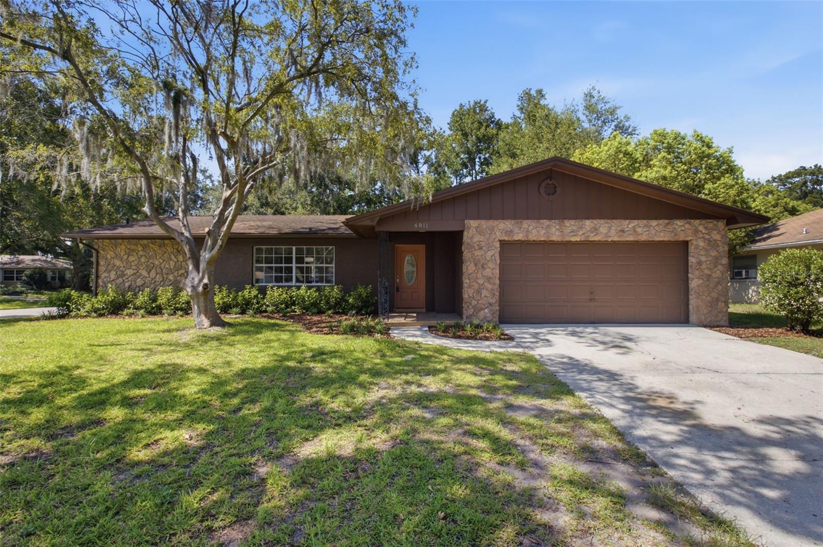 4811 BERRYWOOD DRIVE