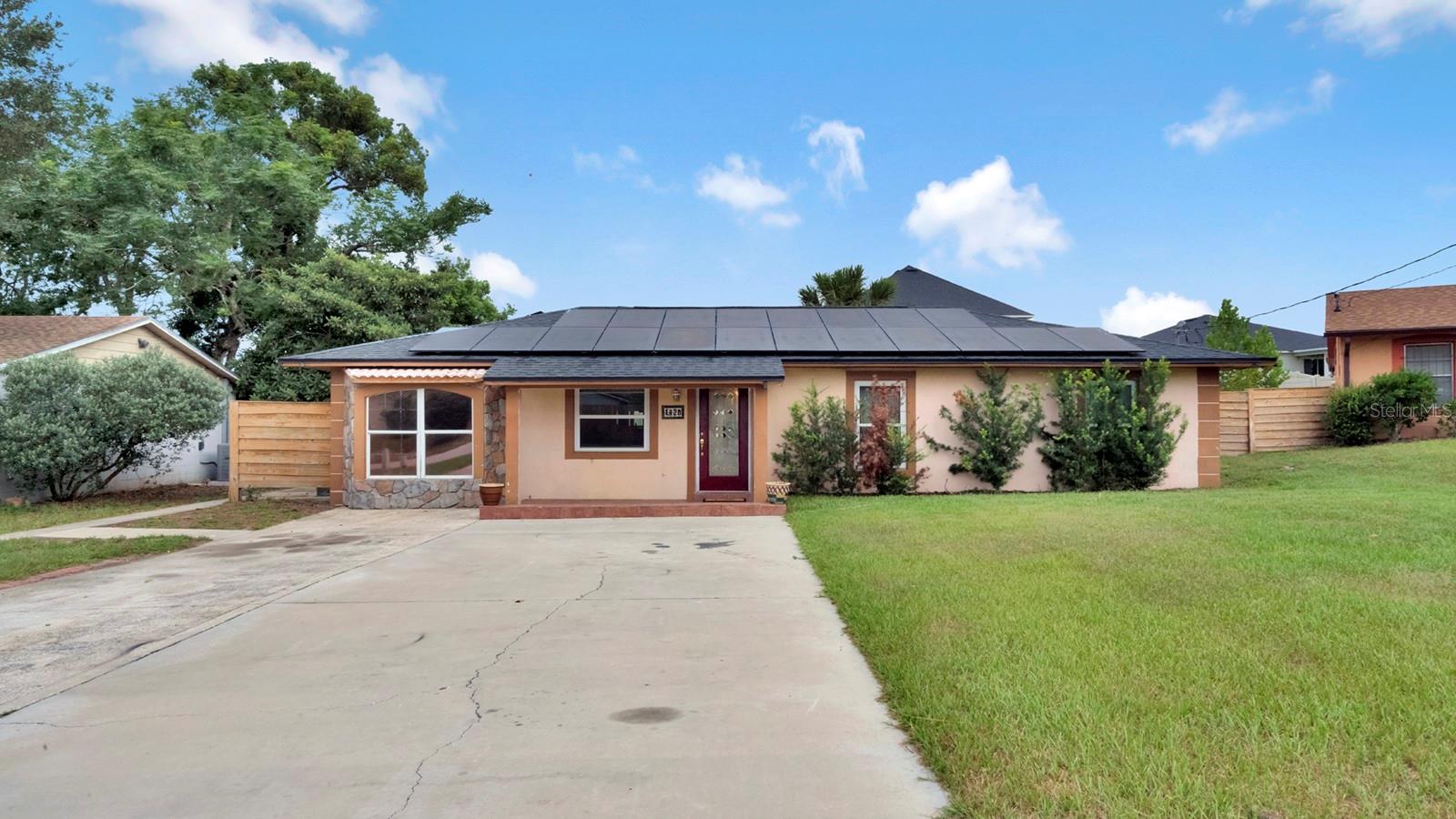 1426 ELLEN LANE