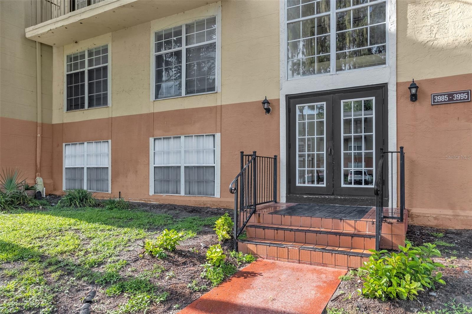 3987 VERSAILLES DRIVE Unit 3987F