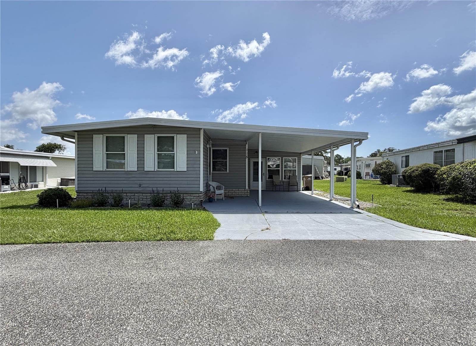 Listing photo for 115 Gardenia Way