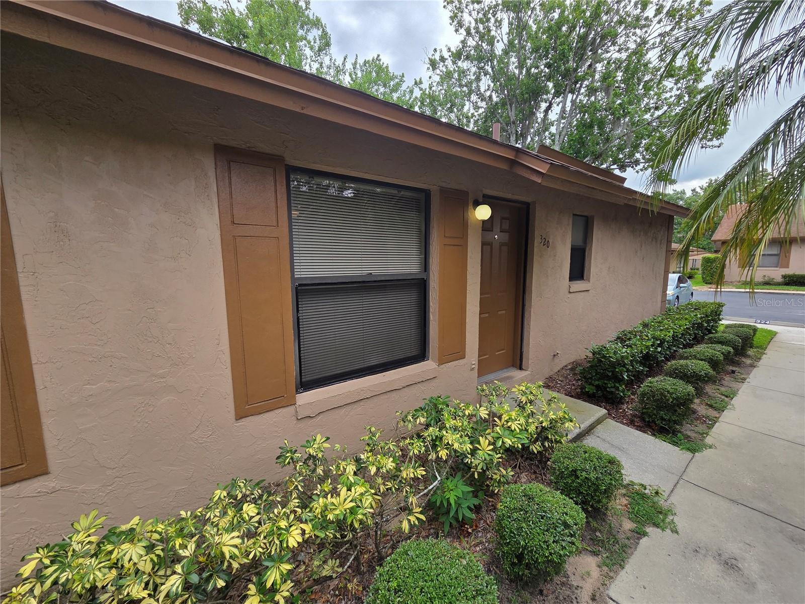 320 ERON WAY Unit 6