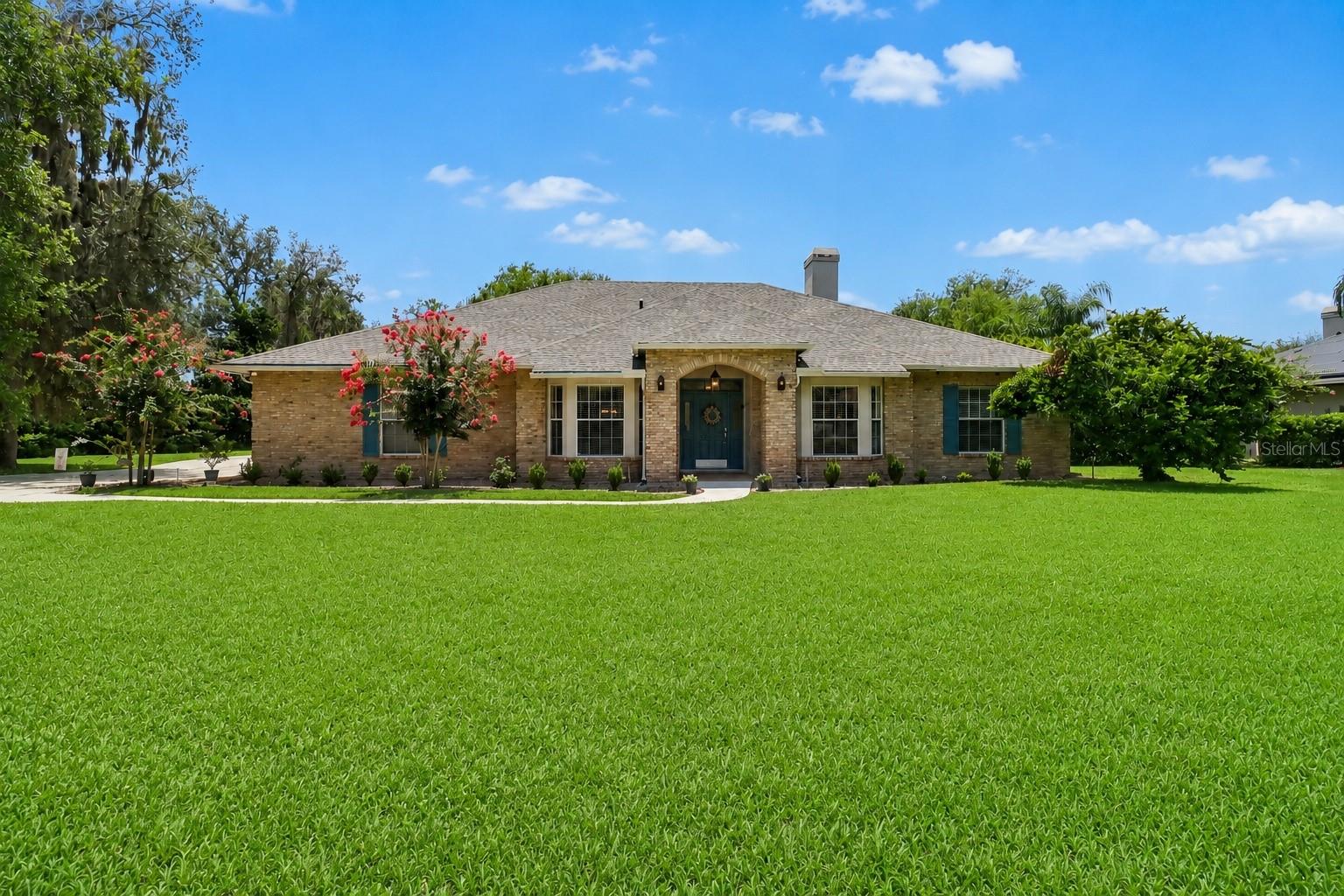 1616 REGAL COVE COURT