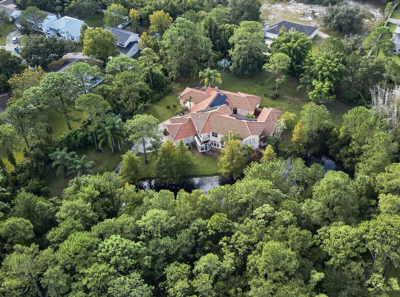 Listing photo 2 for 779 E Chapman Rd