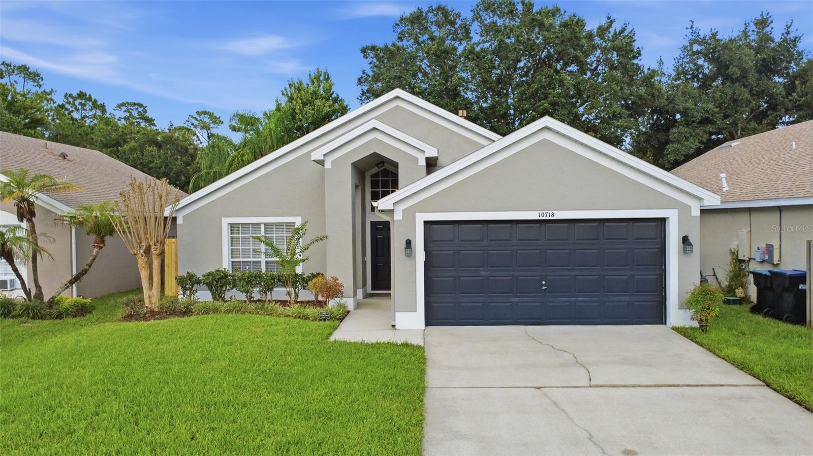 10718 CHERRY OAK CIRCLE