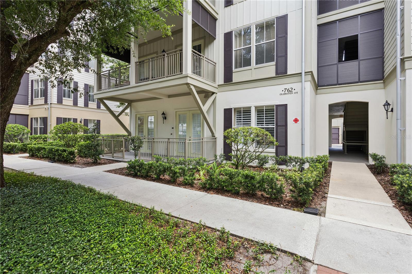 762 CELEBRATION AVENUE Unit 2201