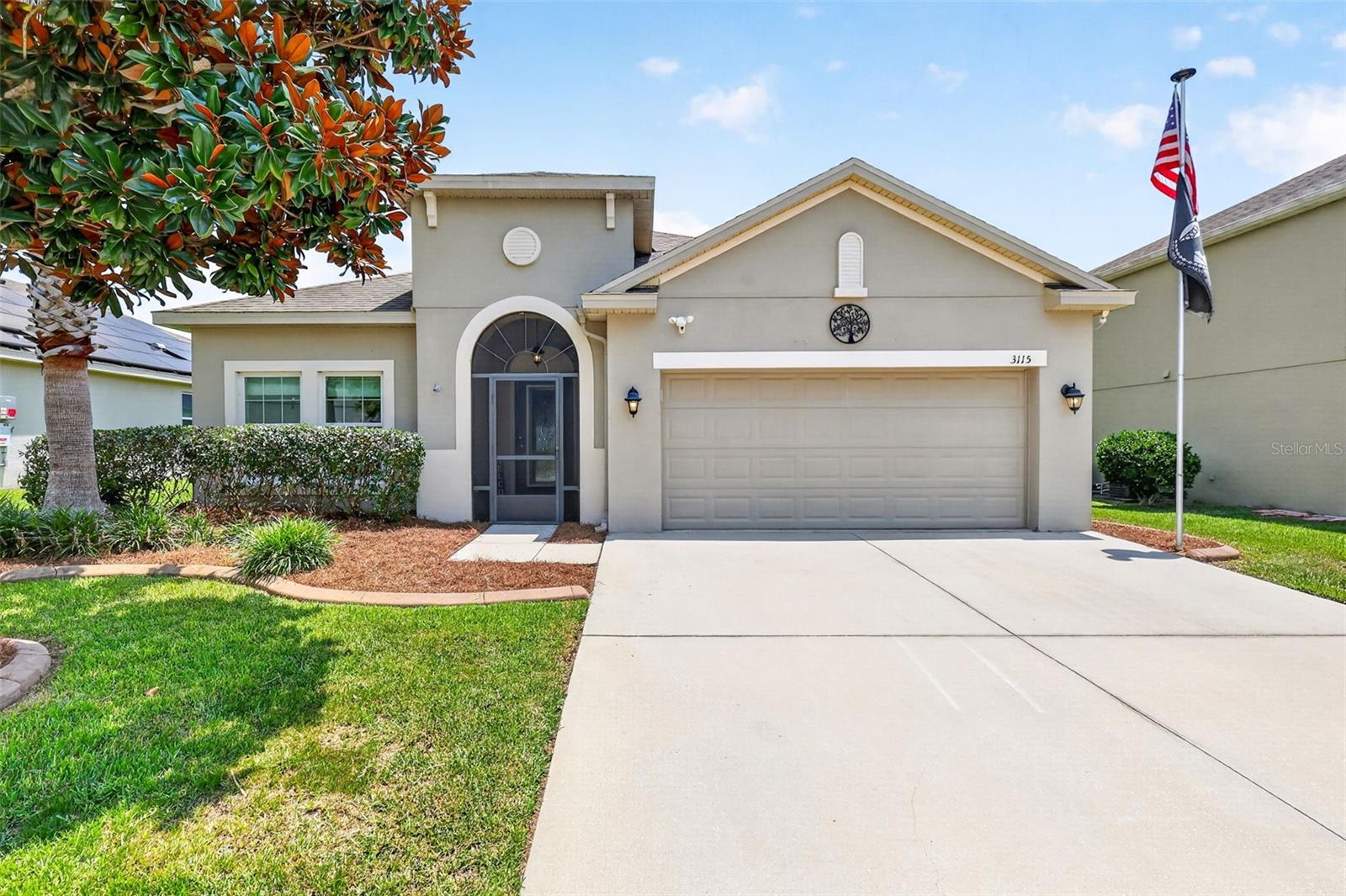 Listing photo 1 for 3115 Zander Dr