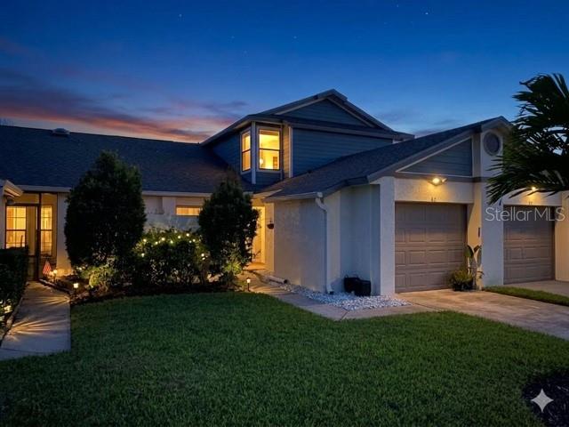 Listing photo 1 for 82 Lakepointe Cir #82
