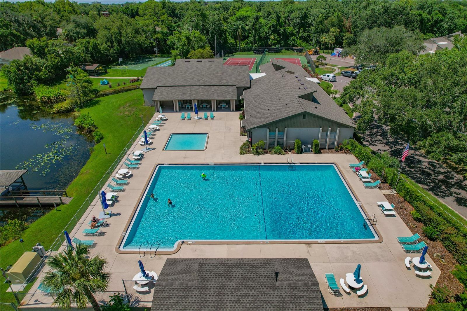 Photo 4