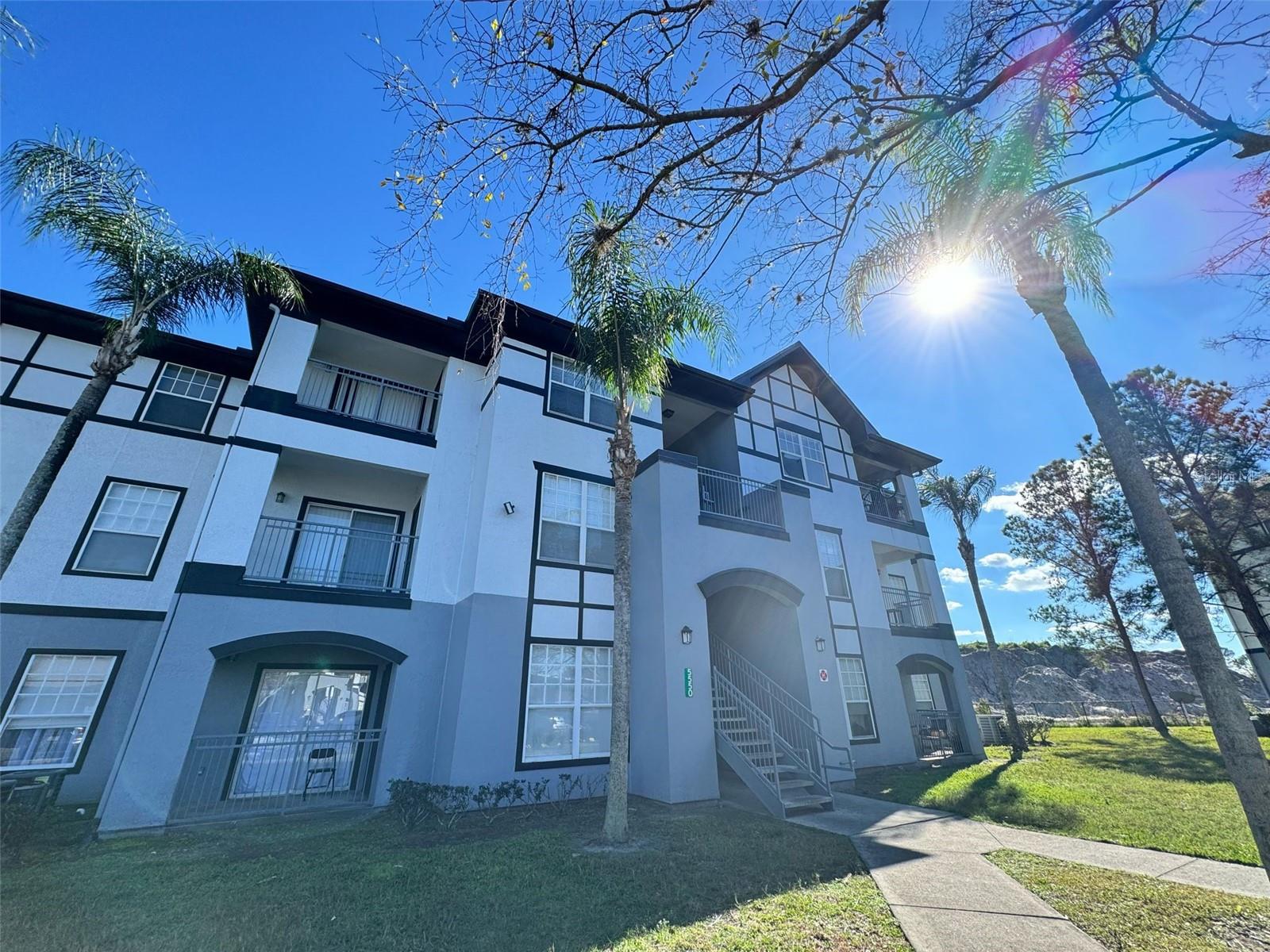 5525 PGA BOULEVARD Unit 4625