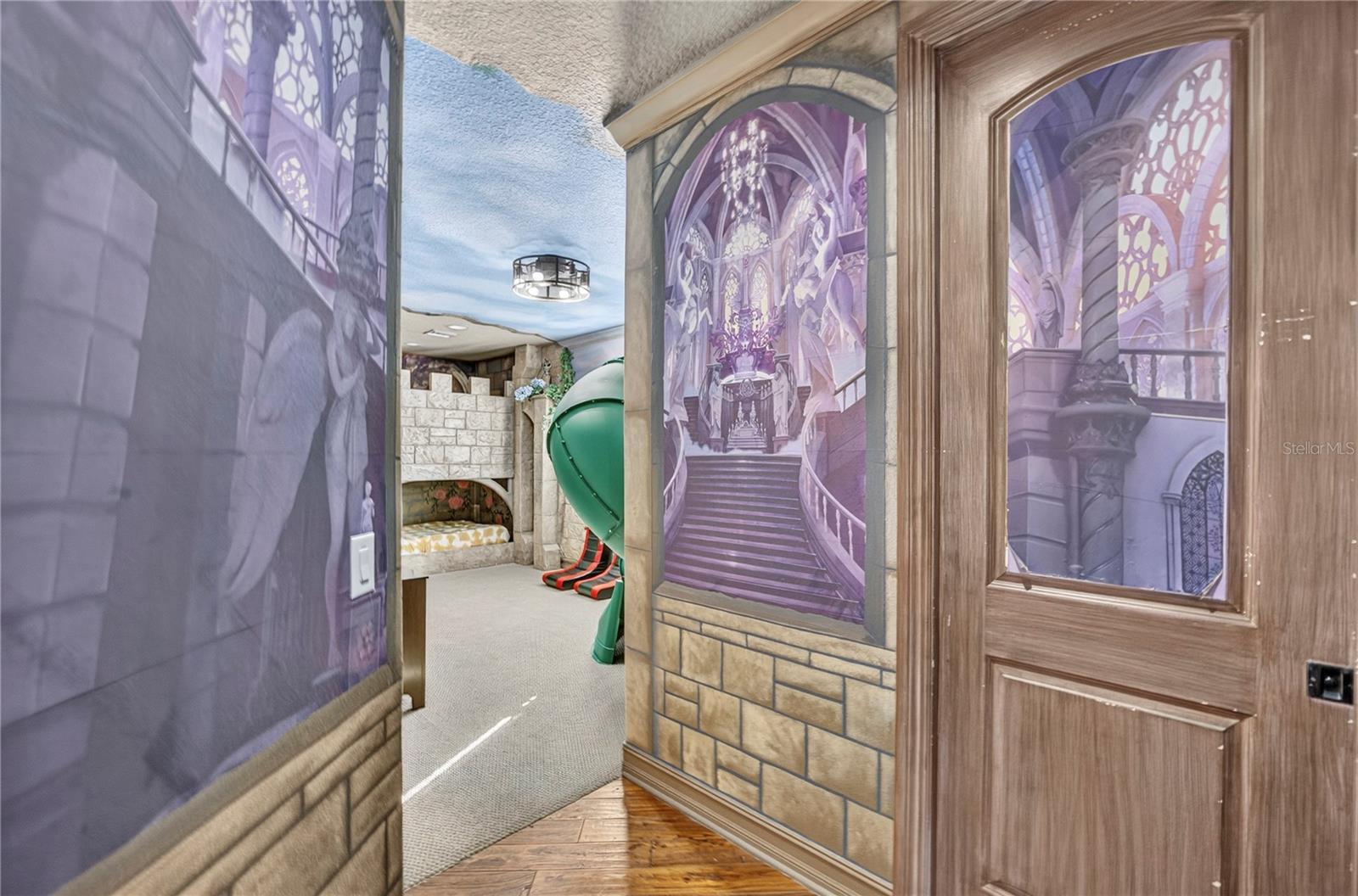 Photo 25